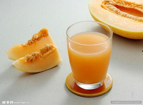 吃哈密瓜作者,探寻新疆瓜果的独特魅力